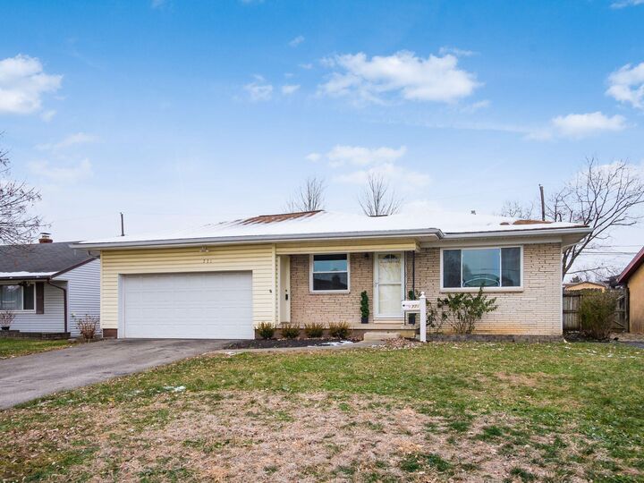 Property Photo: 771 Brixham Road OH 43204