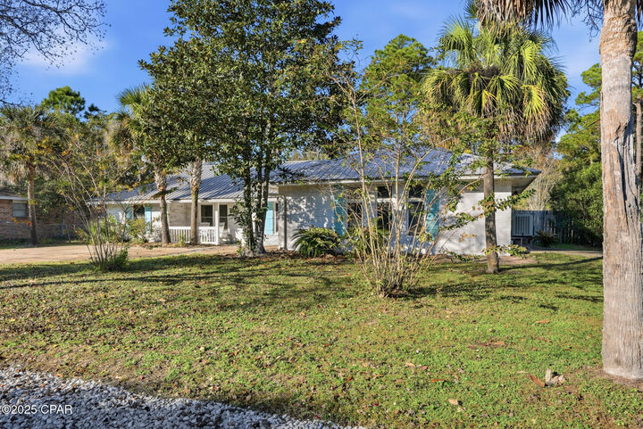 Property Photo: 18 Initial Lane FL 32459