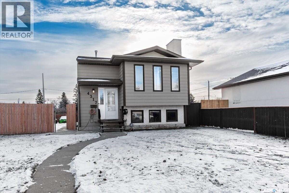 Property Photo: 4317 3rd Avenue N SK S4R 0X1