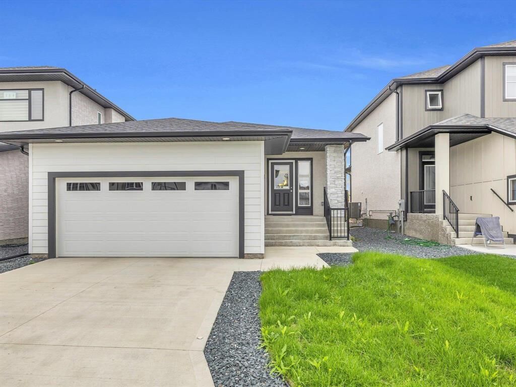 Property Photo: 110 Yasmin Ali Crescent MB R3Y 2G6