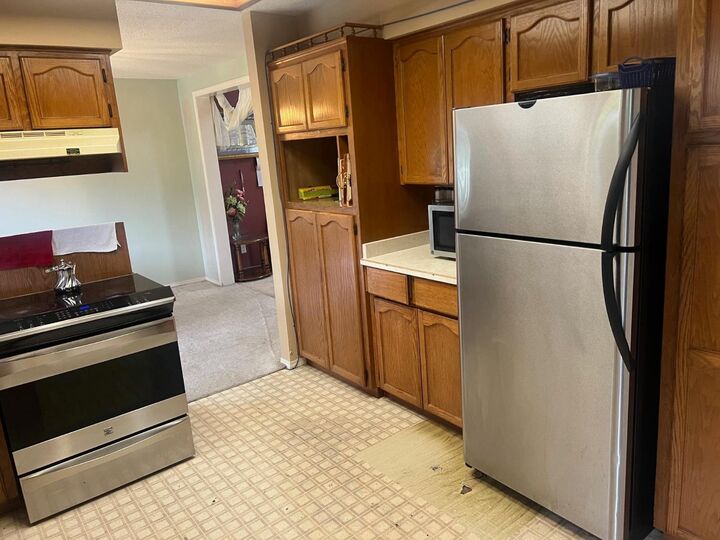 Property Photo:  32469 Emerald Avenue  BC V2T 1B4 