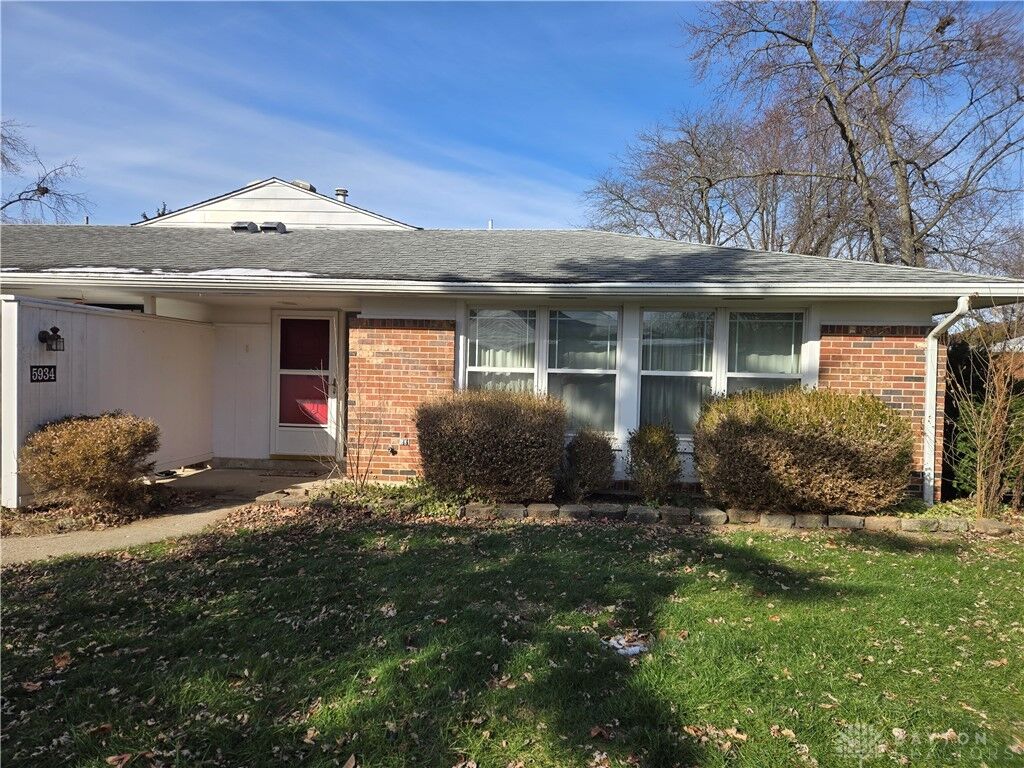 Property Photo:  5934 Troy Villa Boulevard  OH 45424 