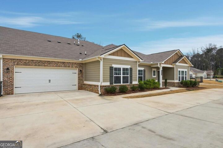 Property Photo: 3991 Shelleydale Drive GA 30127