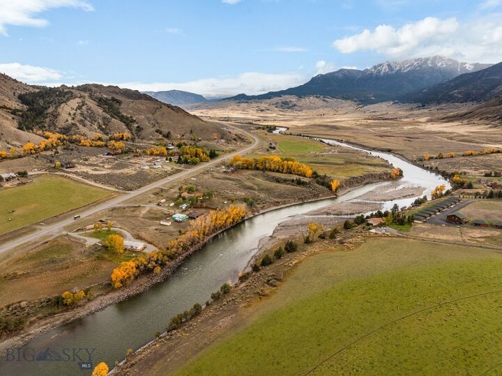 Property Photo:  453 US Highway 89 S  MT 59030 