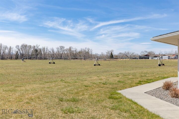 Property Photo:  297 Big Timber Loop Road  MT 59011 