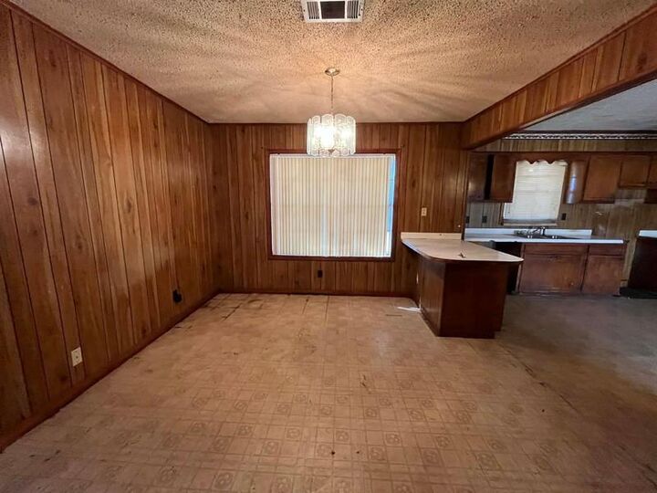 Property Photo:  4411 3rd Street  LA 71302 