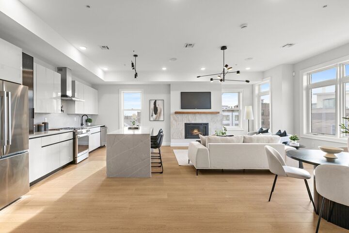 Property Photo:  192 Cambridge Ave 4  NJ 07307 