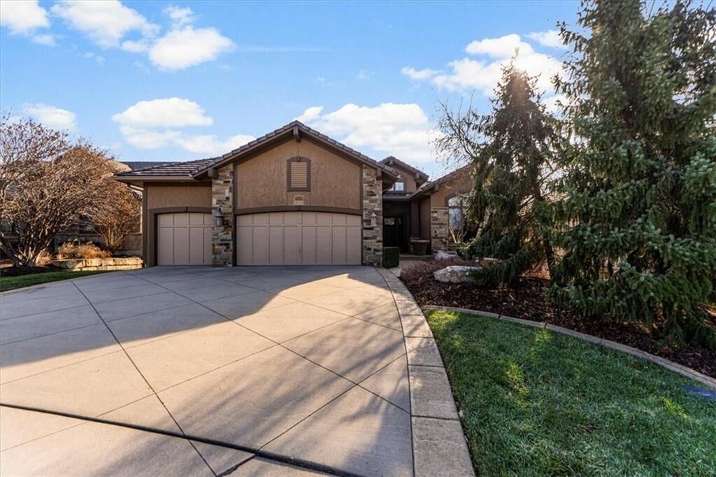 Property Photo:  26583 W 100th Place  KS 66061 