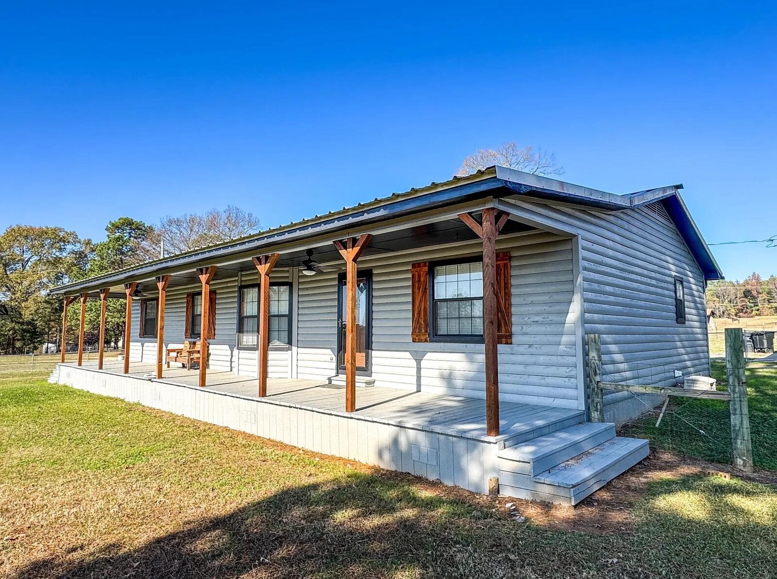 Property Photo:  724 W Highway 11  TX 75638 