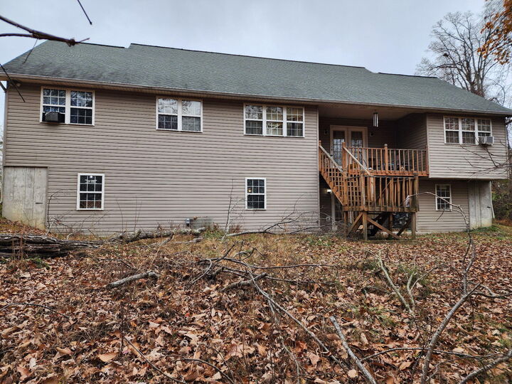 Property Photo:  1301 Shady Lane  KY 40741 