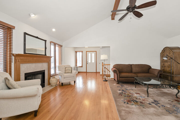 Property Photo: 10502 San Luis Lane IL 60467