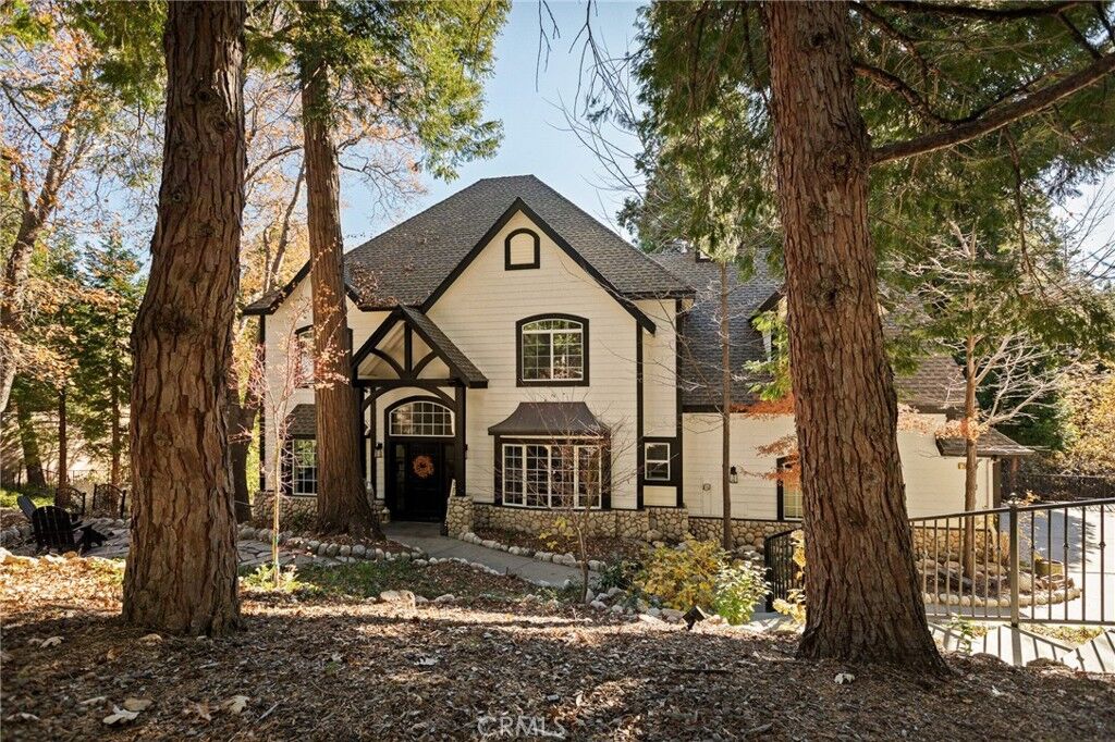 Property Photo:  267 Pheasant Run  CA 92352 