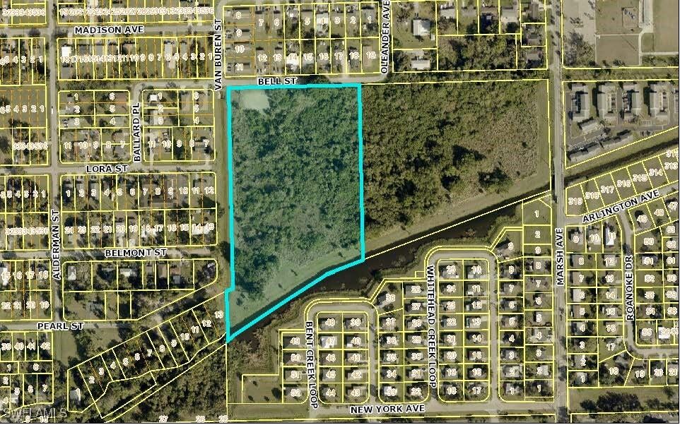 Property Photo:  4040 Bell Street  FL 33916 