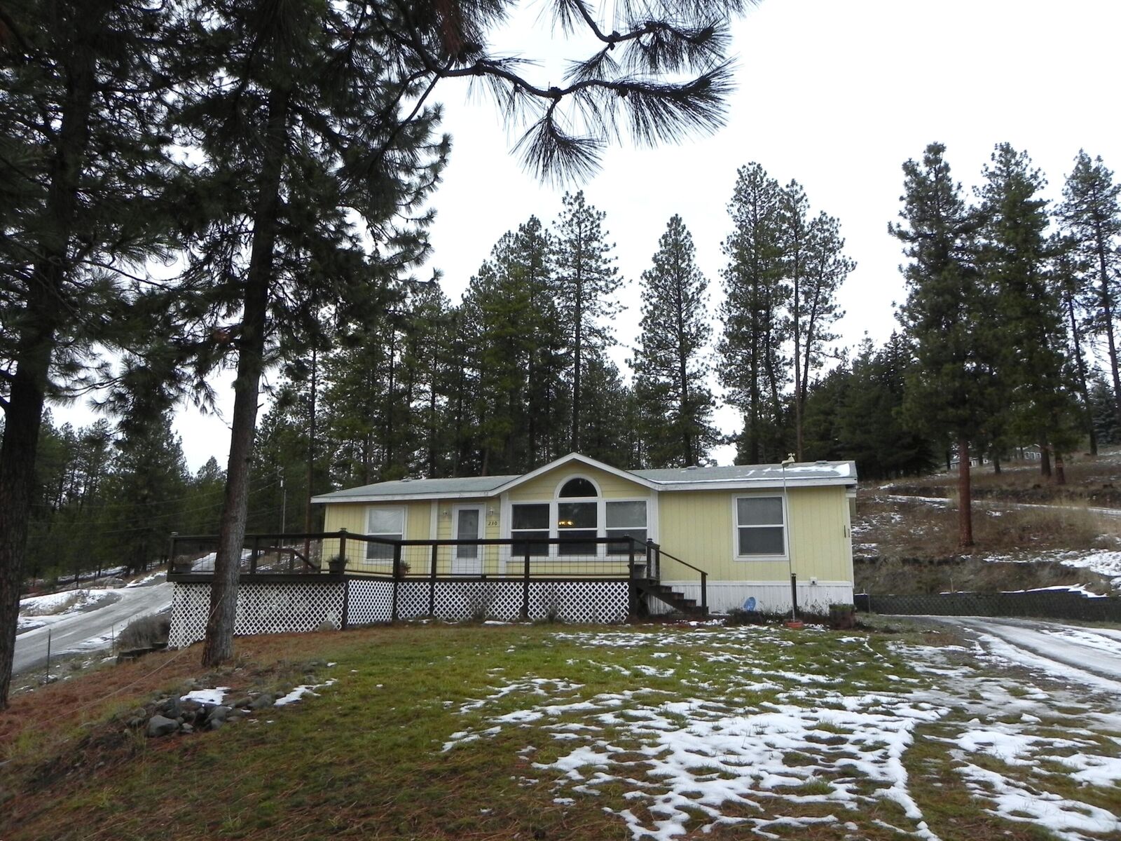 Property Photo:  230 Silver St  WA 99166 
