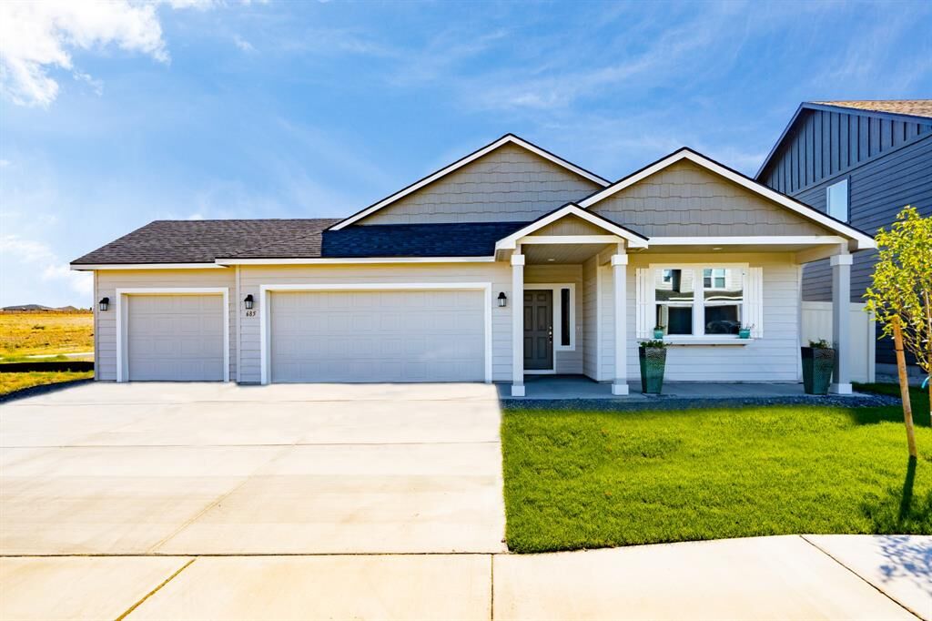 Property Photo: 9366 Victoria Drive MT 59808