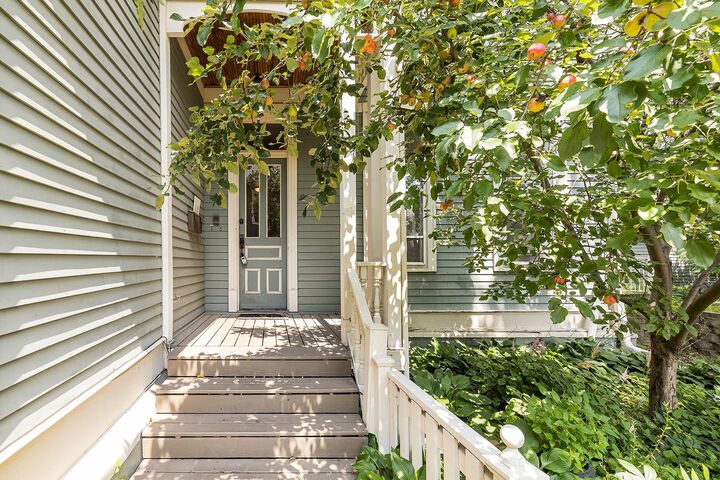 Property Photo:  112 Western Avenue N 4  MN 55102 