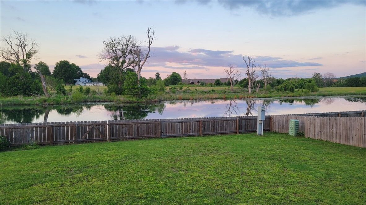 Property Photo:  4664 W Oldham Drive  AR 72704 