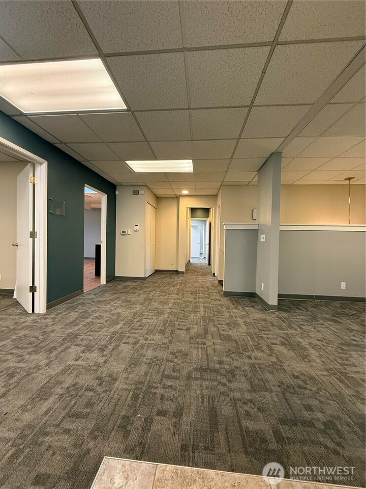 Property Photo:  111  Harrison St  W  WA 98119 