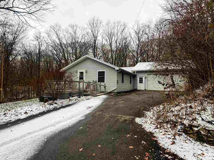 Property Photo: 1884 Reservoir Road IN 47374