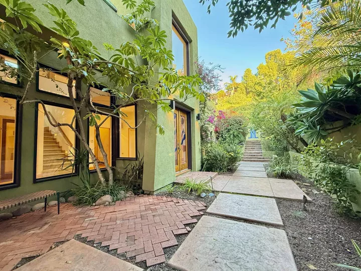 Property Photo: 3566 Albatross St CA 92103