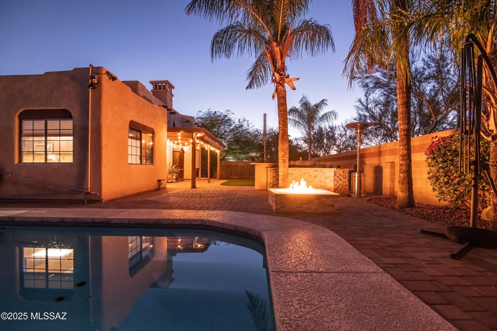 Property Photo:  12831 N Meadview Way  AZ 85755 