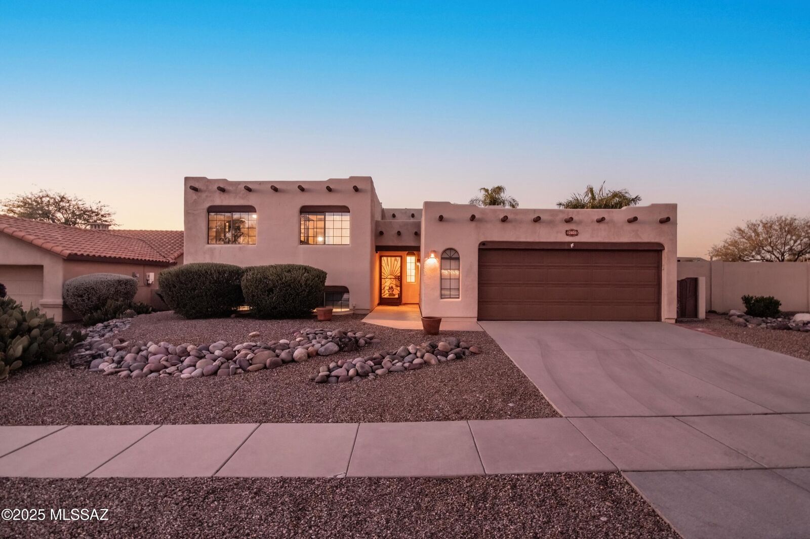 Property Photo:  12831 N Meadview Way  AZ 85755 