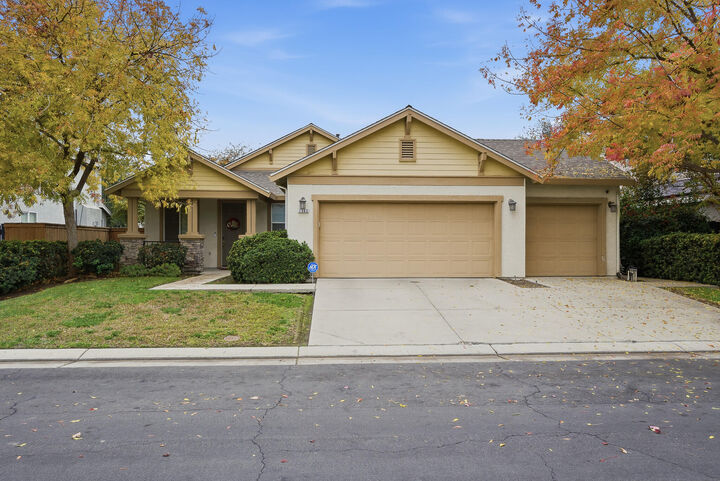 1363 Windsong Drive  Tulare CA 93274 photo