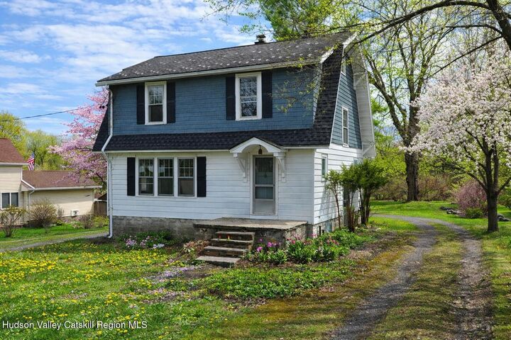 Property Photo:  143 Old Route 209  NY 12443 