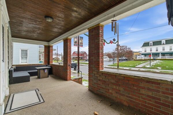 Property Photo: 356 Main St PA 16157