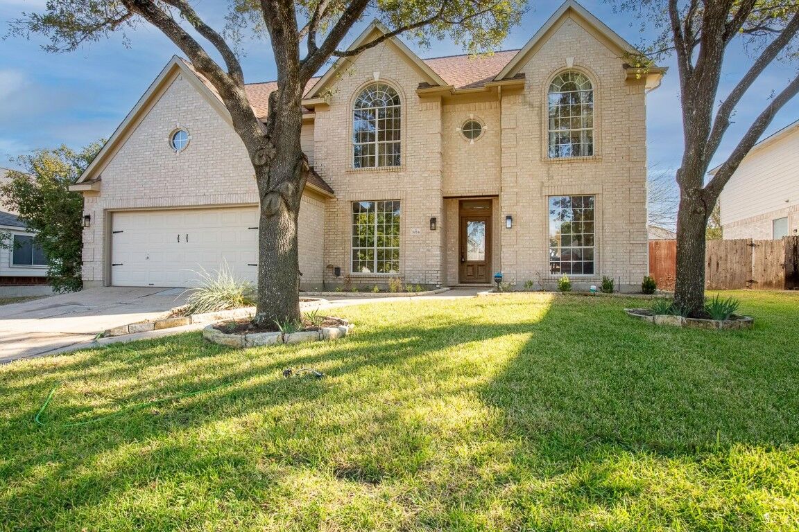 Property Photo: 7024 Thistle Hill Way TX 78754