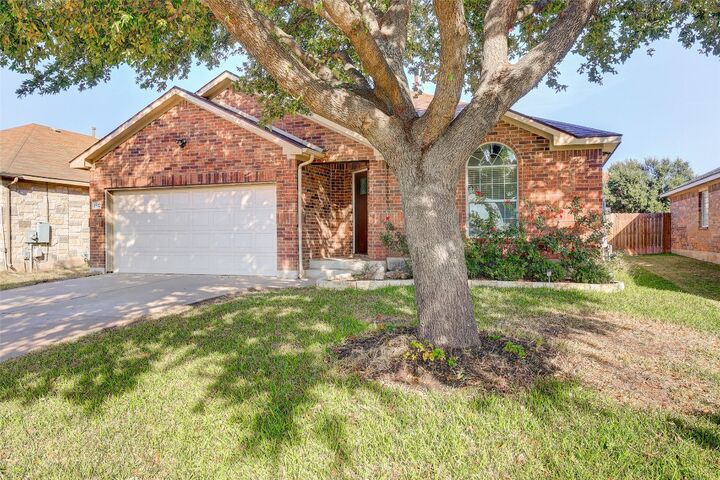 Property Photo: 1517 Rainbow Parke Drive TX 78665