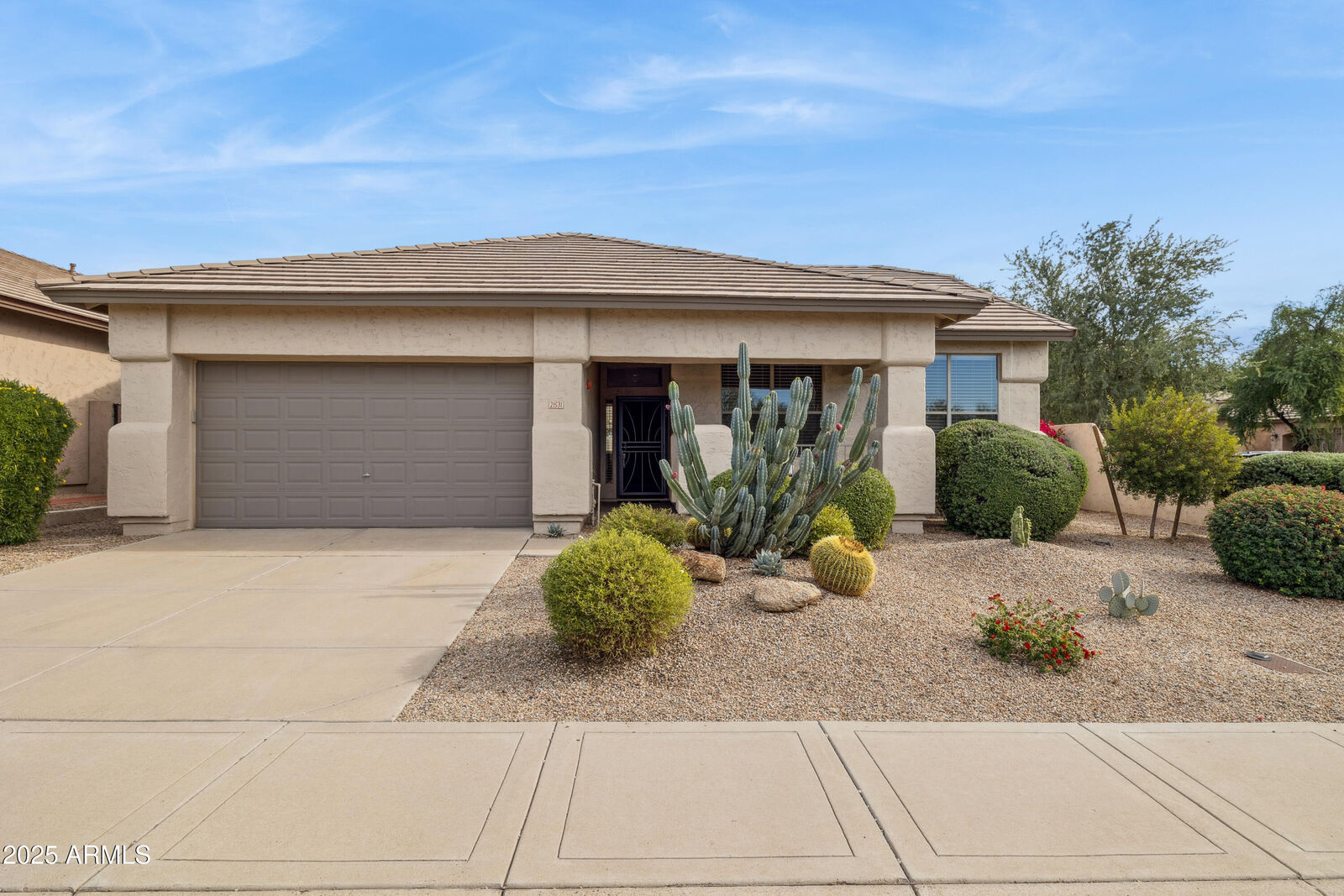 Property Photo:  21531 N 72nd Place  AZ 85255 