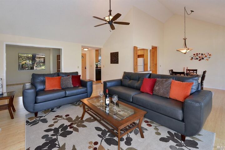 Property Photo: 14 Oak Forest Lane CA 95409