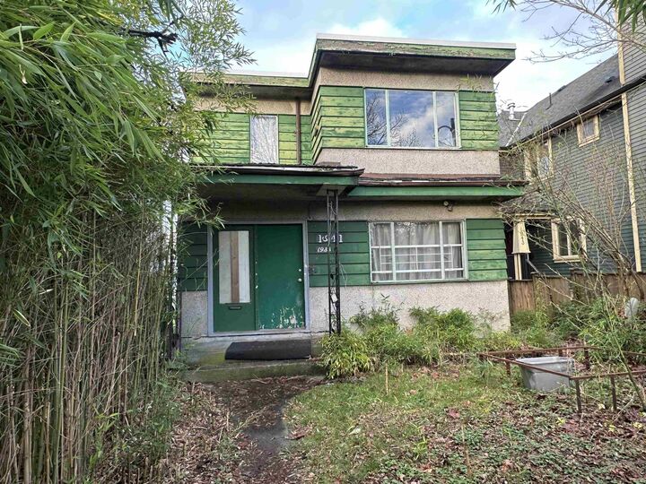 Property Photo: 1933 E Broadway BC V5N 1W4