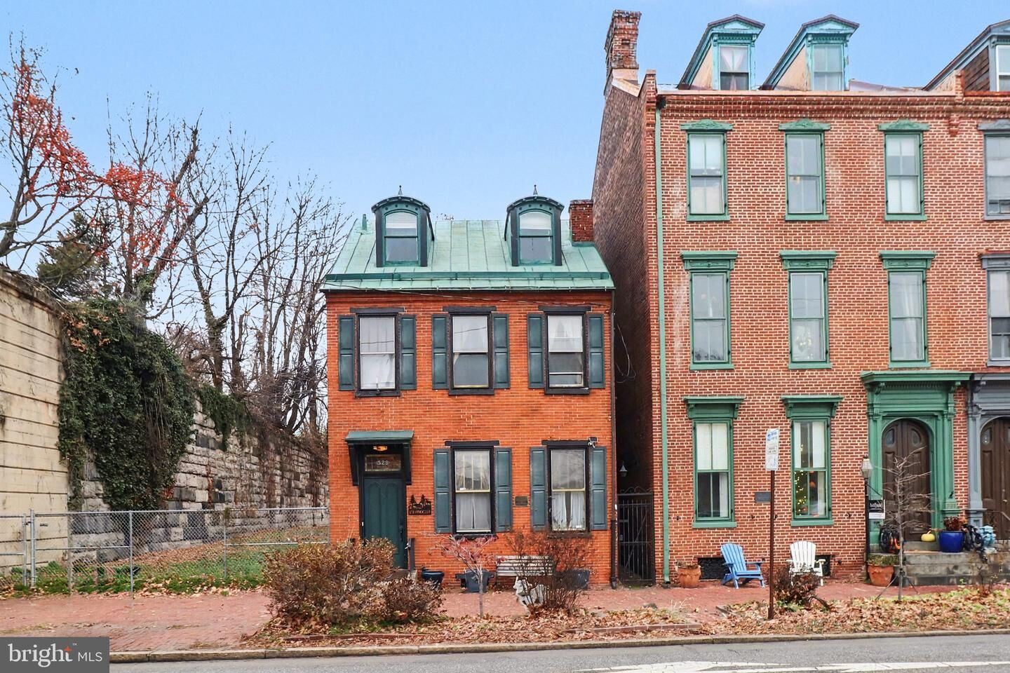 Property Photo:  329 S Front Street  PA 17104 