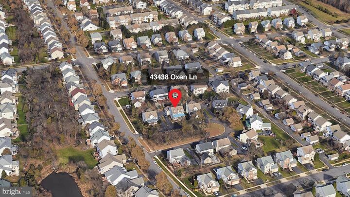 Property Photo:  43438 Oxen Lane  VA 20152 