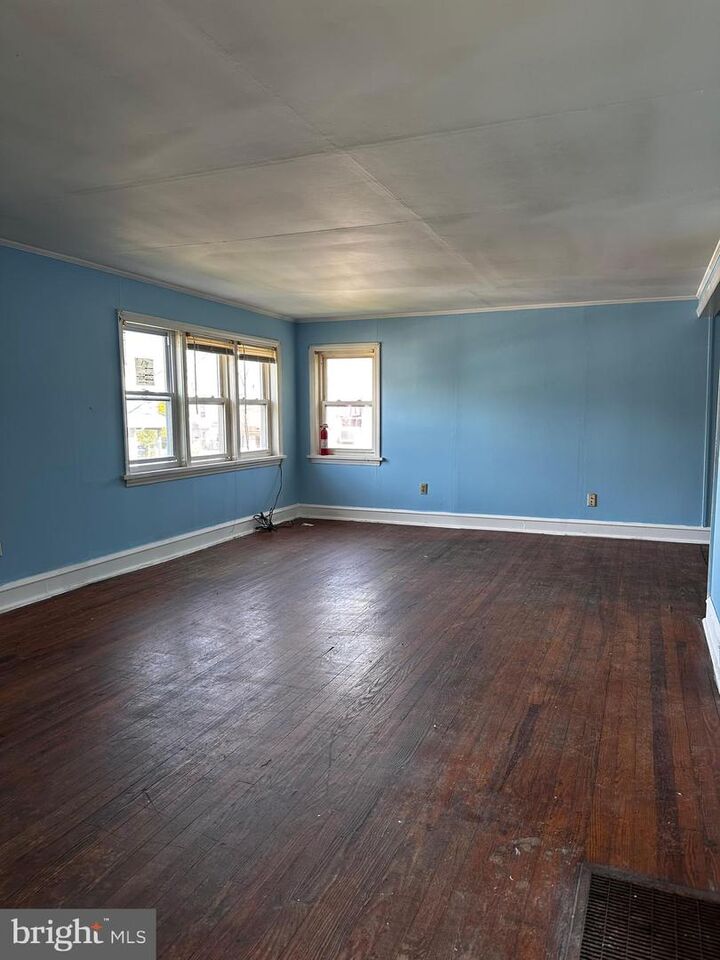 Property Photo:  517 Sassafras Street  NJ 08332 