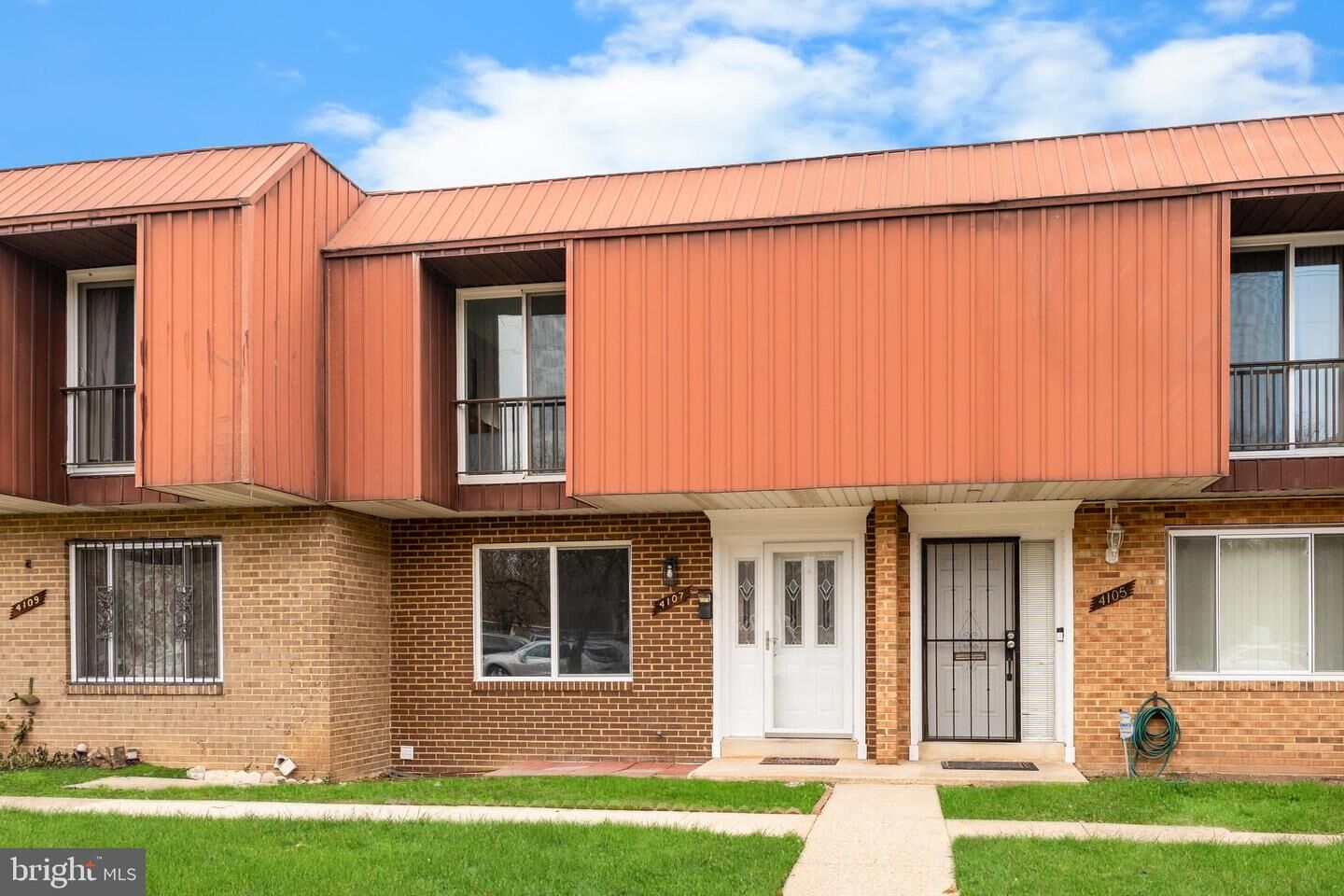 Property Photo:  4107 Massachusetts Avenue SE 9  DC 20019 