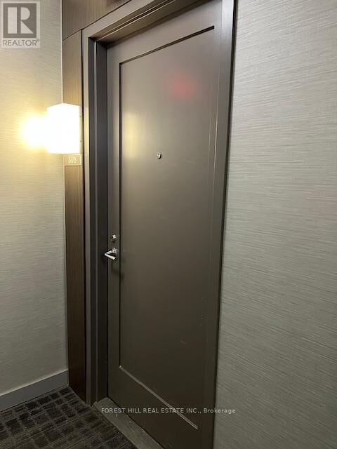 Property Photo:  310 Tweedsmuir Avenue 808  ON M5P 2Y2 