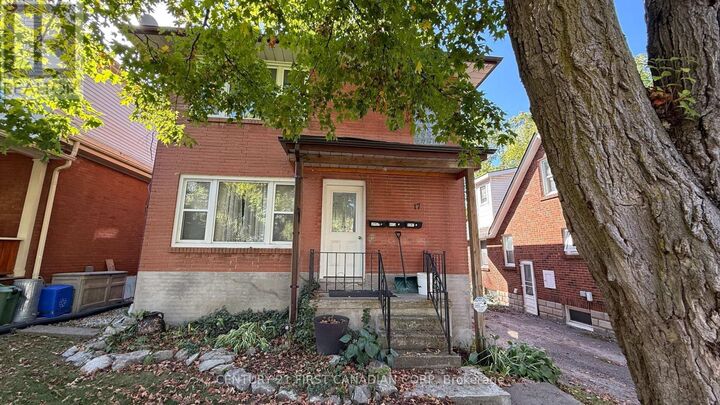 Property Photo:  17 Carfrae Crescent  ON N6C 4A8 