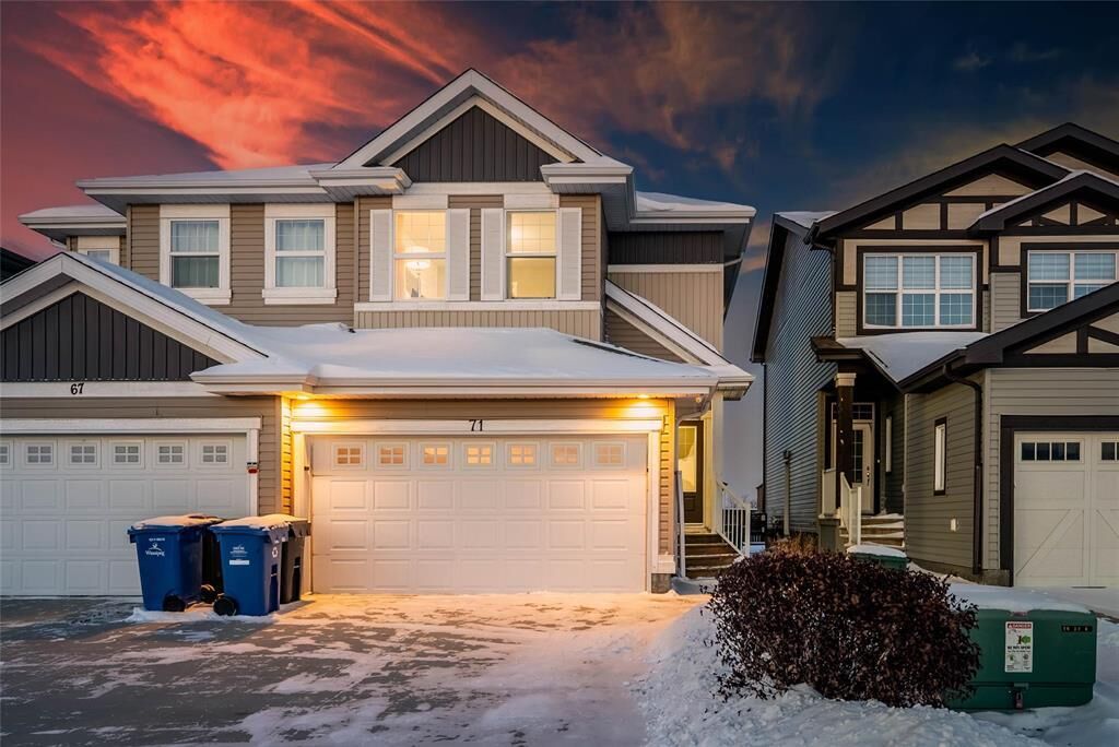 Property Photo: 71 Phoenix Way MB R2V 5B4