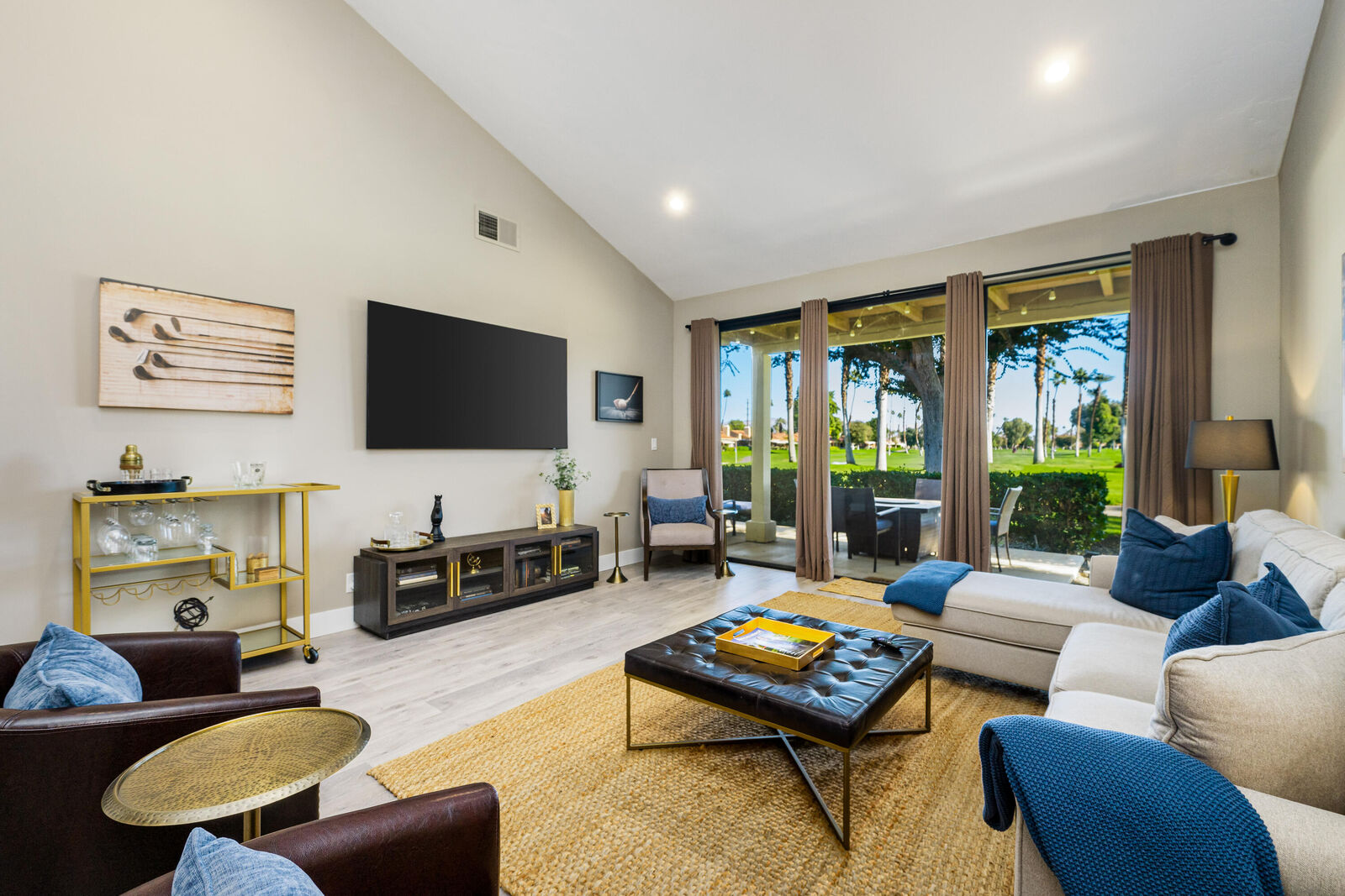 Property Photo: 146 Las Lomas CA 92260