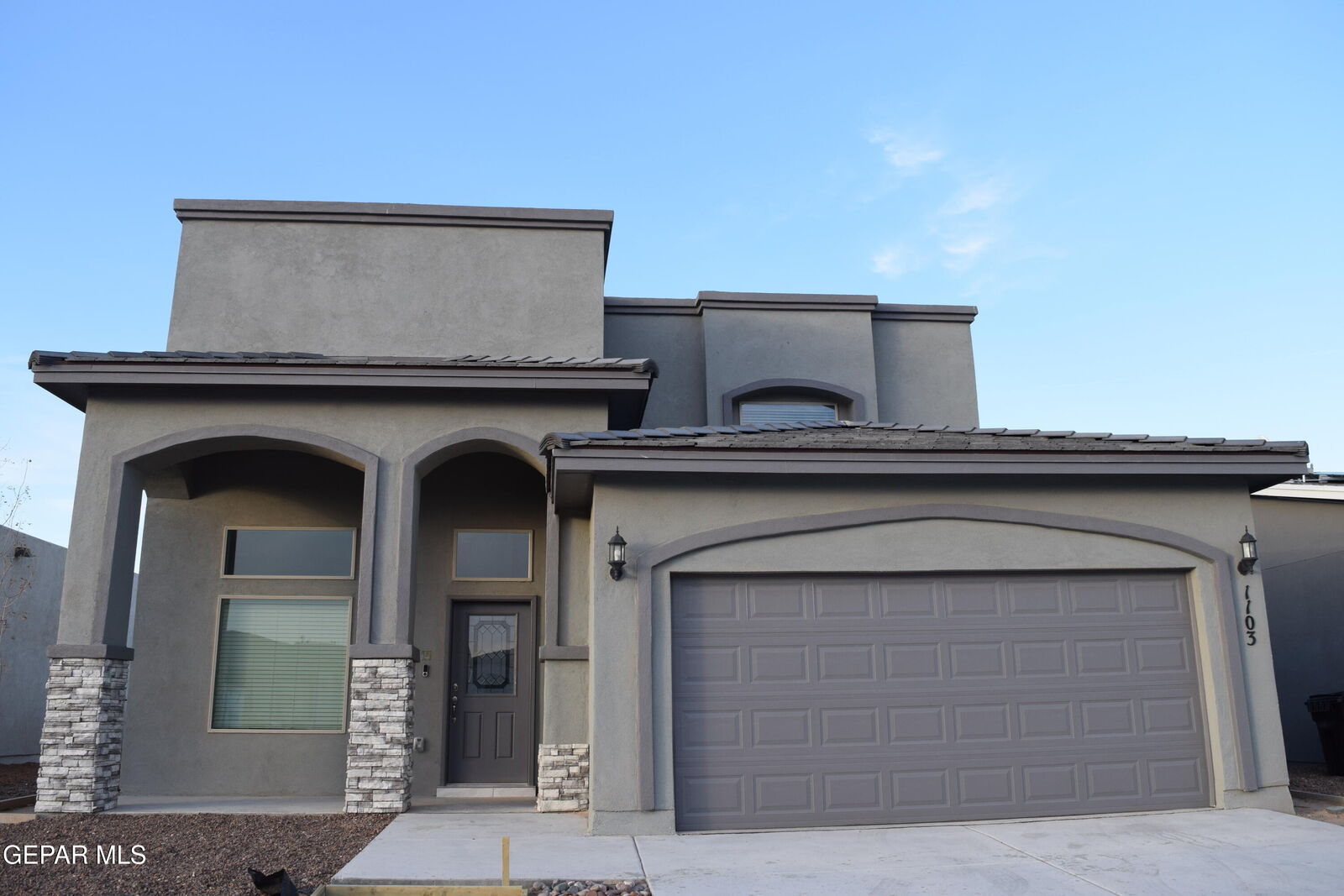 Property Photo:  1103 Nickel Hill Avenue  NM 88008 