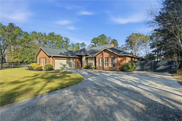 Property Photo:  500 Altamaha Road  GA 31545 