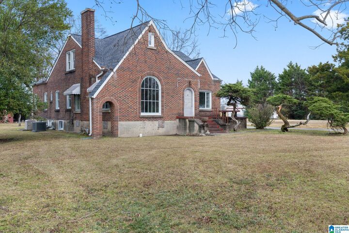 Property Photo: 611 NE Clark Street AL 35055