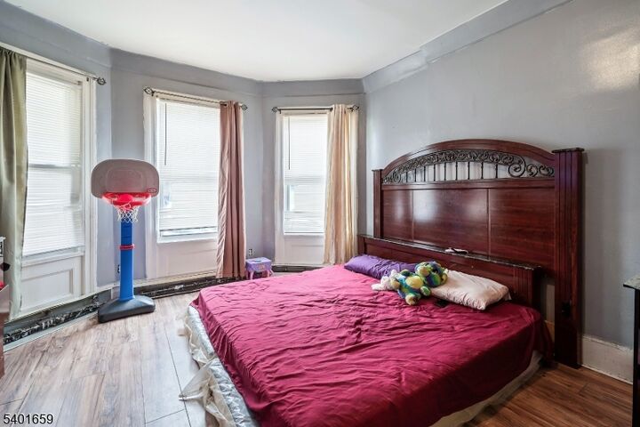 Property Photo: 152 Chadwick Ave NJ 07108