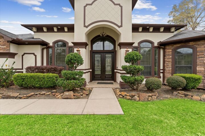 Property Photo:  18316 Wisp Willow Way  TX 77365 