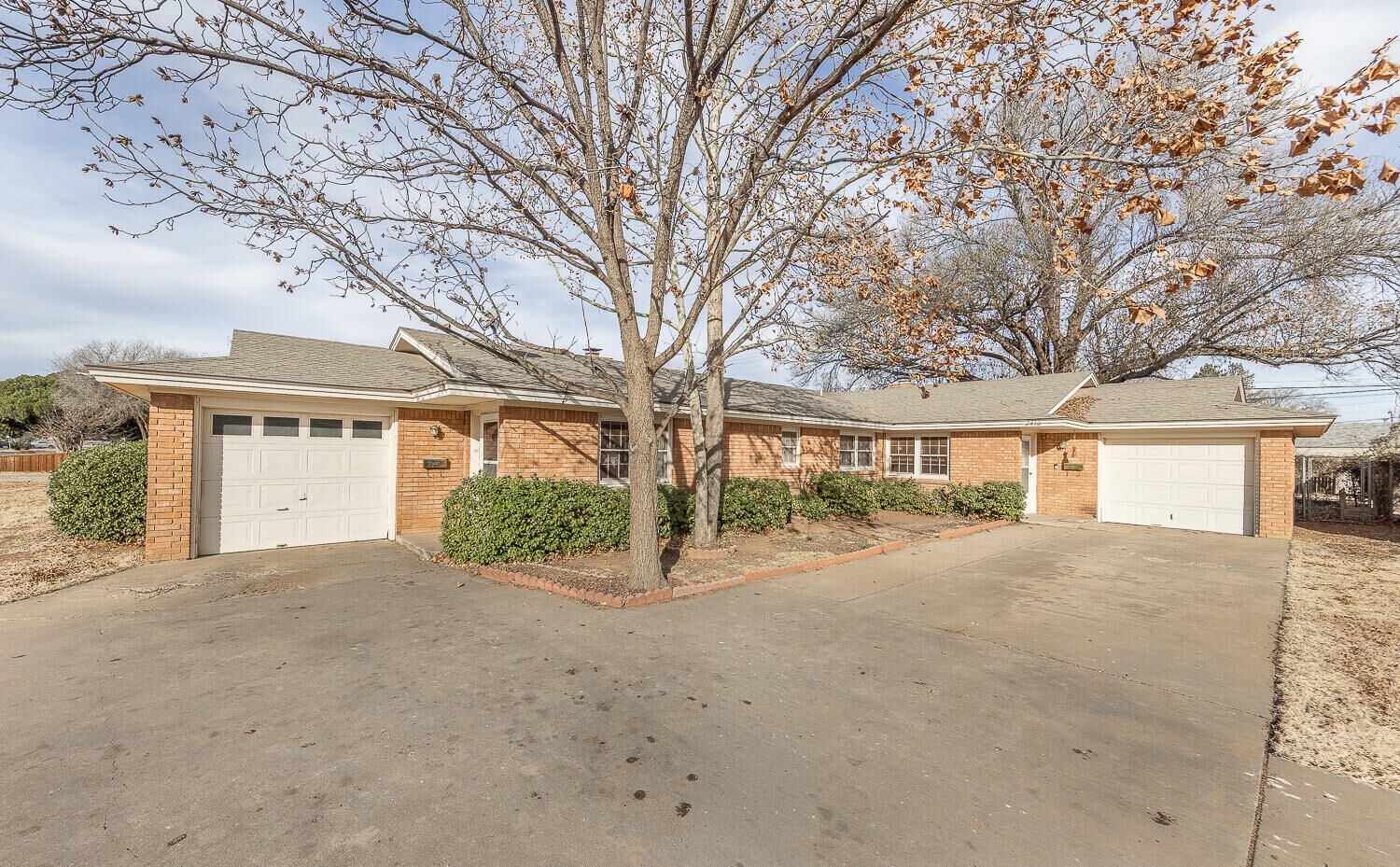 Property Photo:  2410 33rd Street  TX 79411 