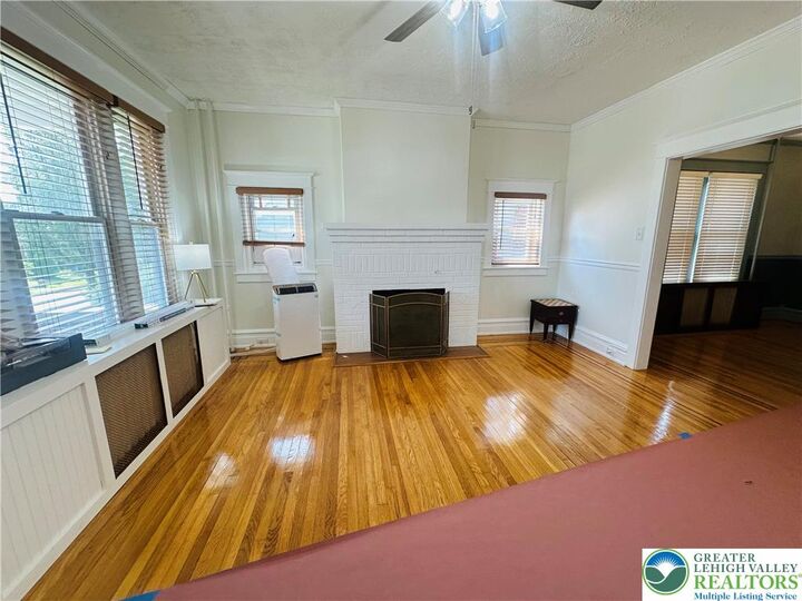 Property Photo: 1050 N 19th PA 18104