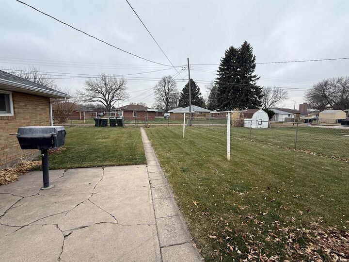 Property Photo:  406 W Philip Ave  NE 69101 
